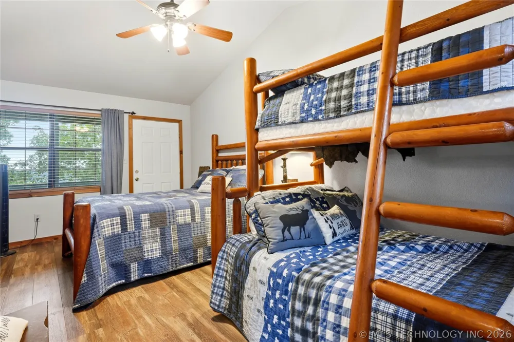 448532 E 979 Vian, OK 74962