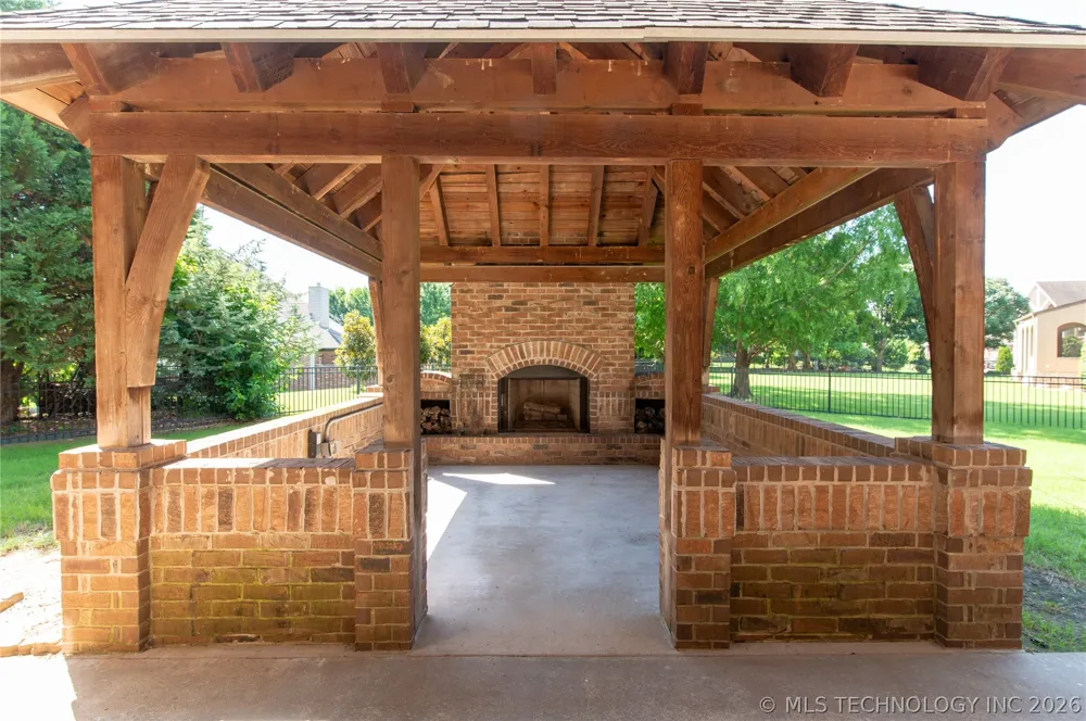 7305 S 2nd Street Broken Arrow, OK 74011