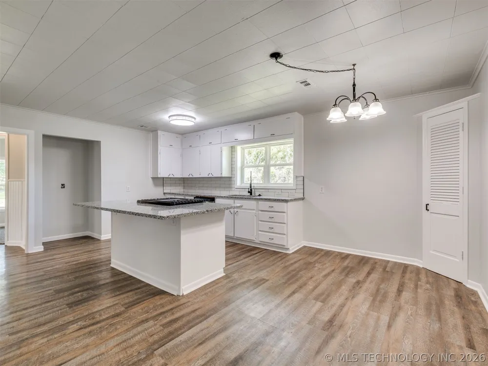 3130 W 58th Street Tulsa, OK 74107