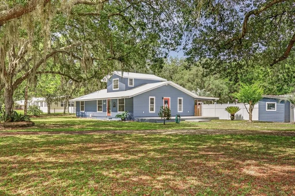 121 DAREN DRIVE Palatka, FL 32177