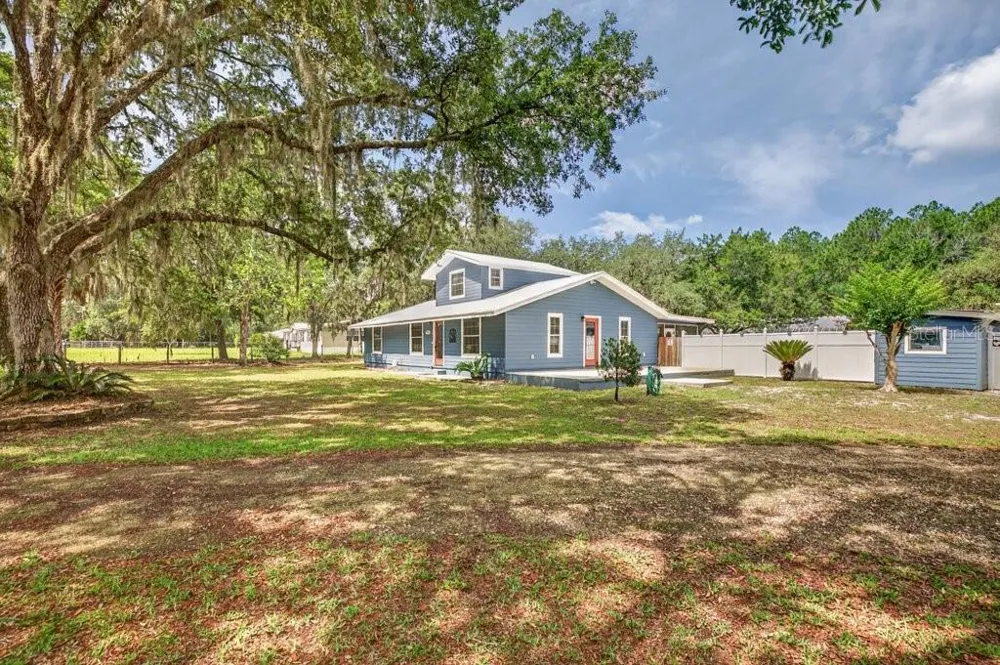 121 DAREN DRIVE Palatka, FL 32177