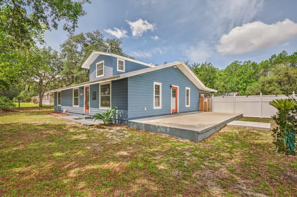 121 DAREN DRIVE Palatka, FL 32177