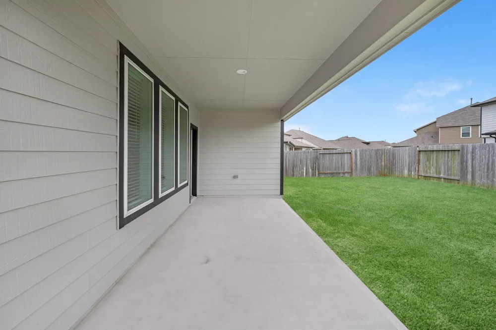 80 Shining Point Drive Waller, TX 77484