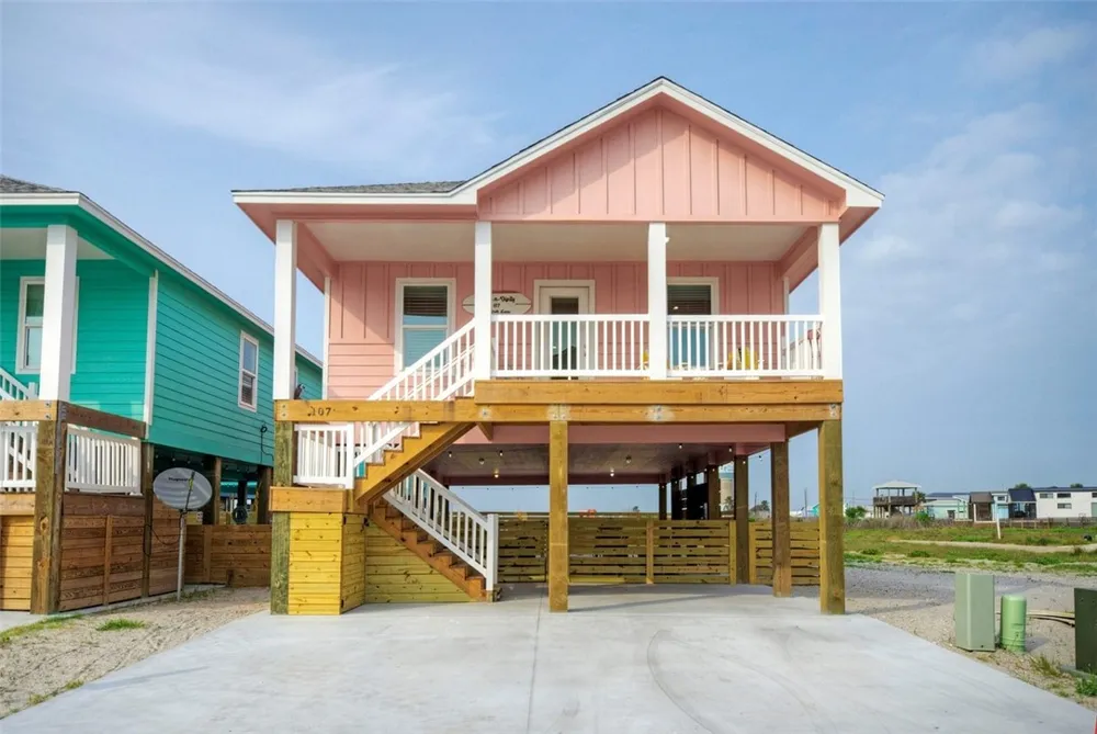 107 Redfish Port Aransas, TX 78373