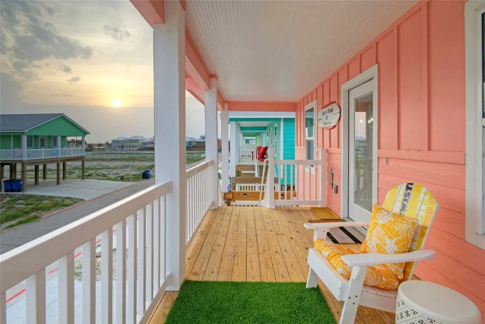 107 Redfish Port Aransas, TX 78373