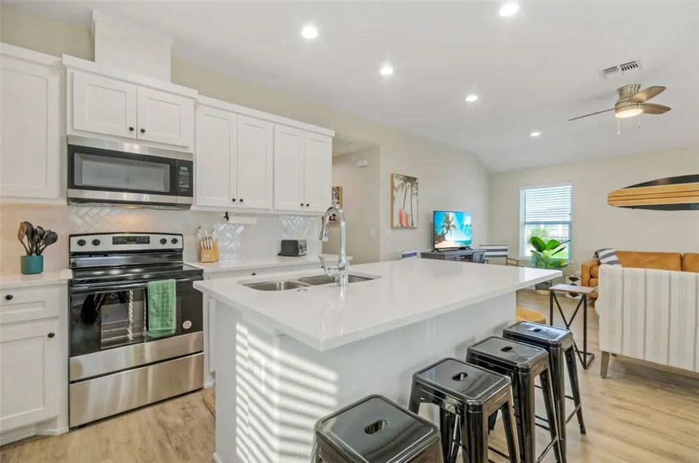 107 Redfish Port Aransas, TX 78373