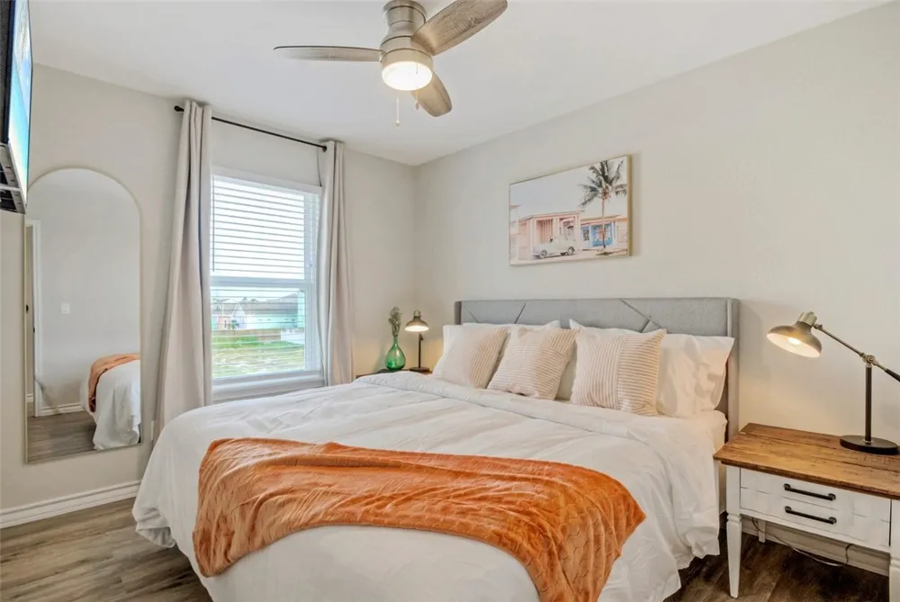 107 Redfish Port Aransas, TX 78373
