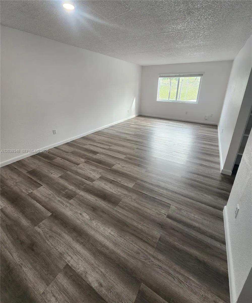 10820 SW 200th Dr #265 Cutler Bay, FL 33157