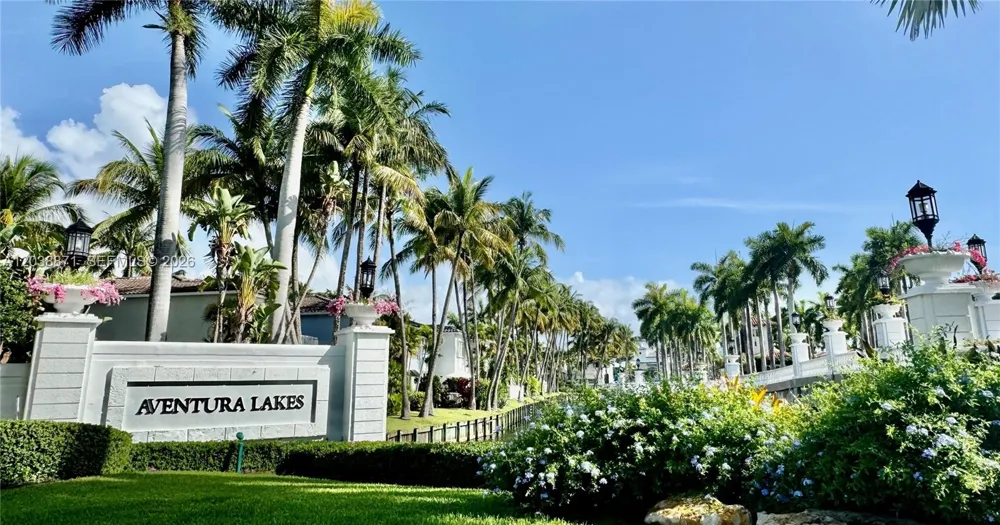 3016 NE 210th St Aventura, FL 33180