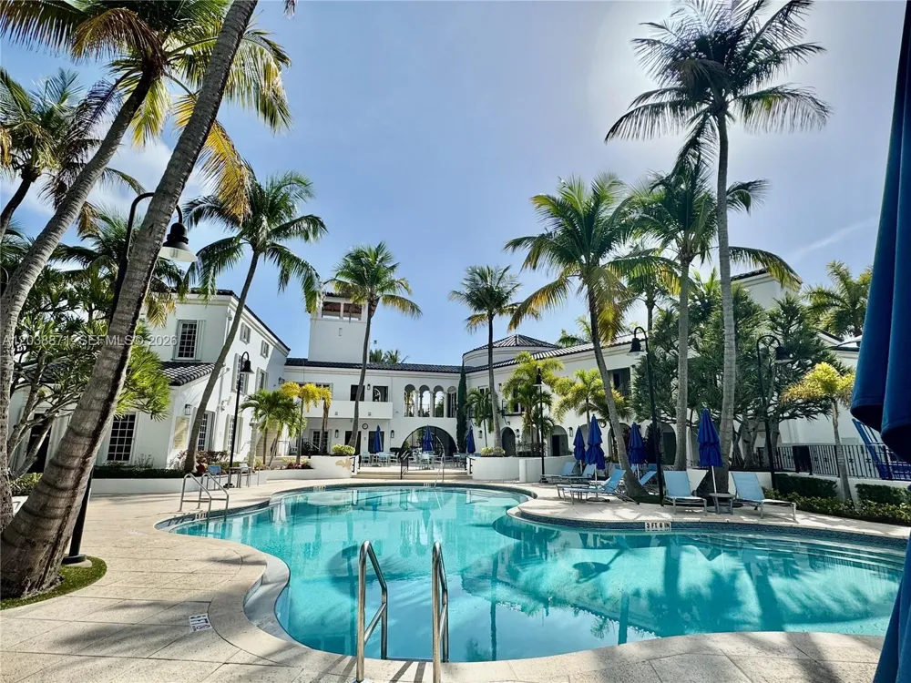 3016 NE 210th St Aventura, FL 33180