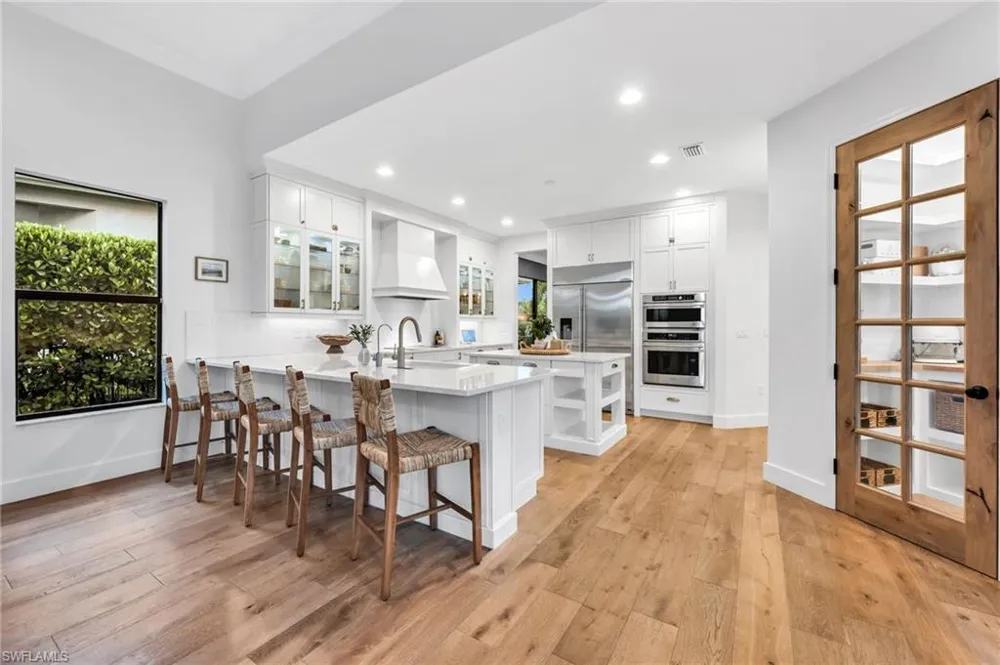 2954 Cinnamon Bay Circle Naples, FL 34119