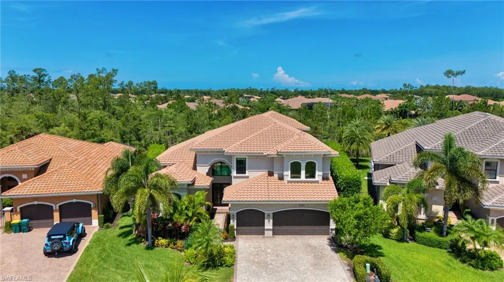 2954 Cinnamon Bay Circle Naples, FL 34119