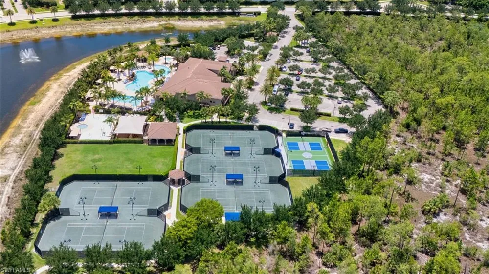 2954 Cinnamon Bay Circle Naples, FL 34119