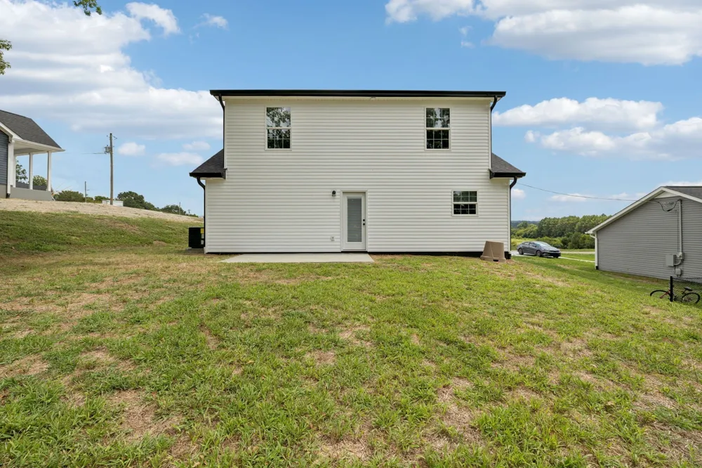 150 Alice Preston Loop Gordonsville, TN 38563