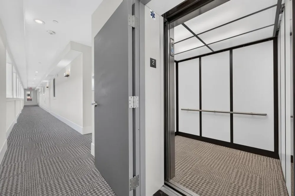 1667 San Carlos Avenue #203 San Carlos, CA 94070