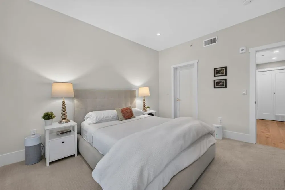 1667 San Carlos Avenue #203 San Carlos, CA 94070