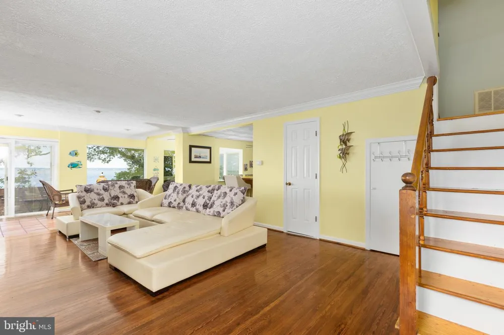 20947 RIDGE ROAD Colonial Beach, VA 22443