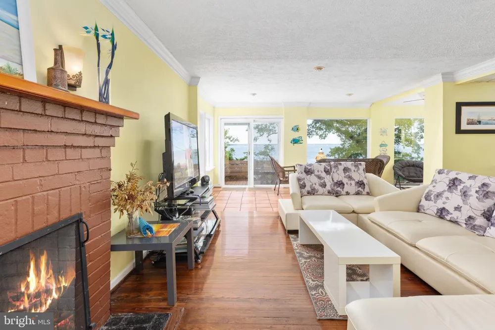 20947 RIDGE ROAD Colonial Beach, VA 22443