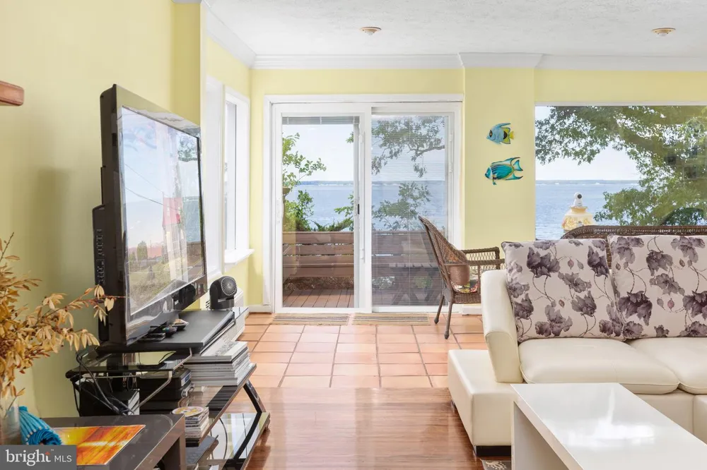 20947 RIDGE ROAD Colonial Beach, VA 22443