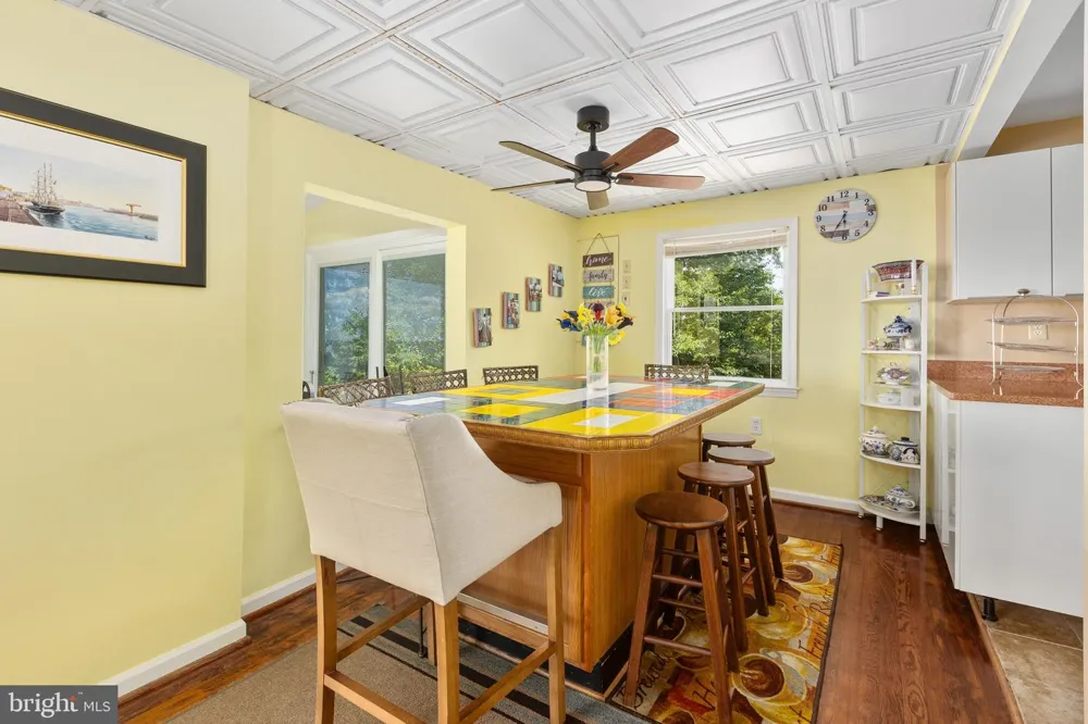 20947 RIDGE ROAD Colonial Beach, VA 22443