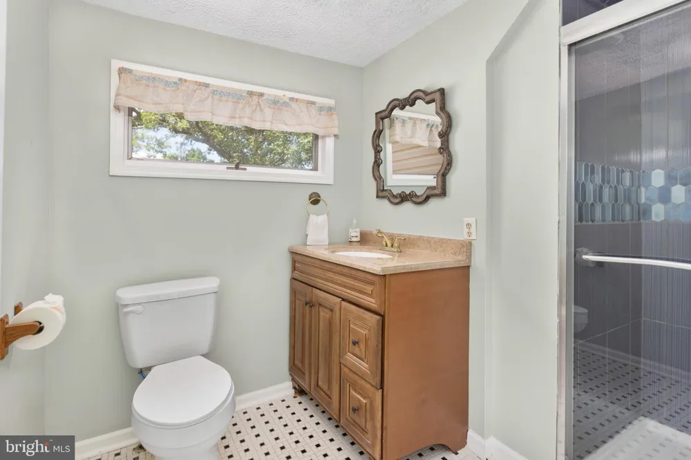 20947 RIDGE ROAD Colonial Beach, VA 22443