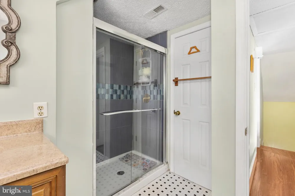 20947 RIDGE ROAD Colonial Beach, VA 22443