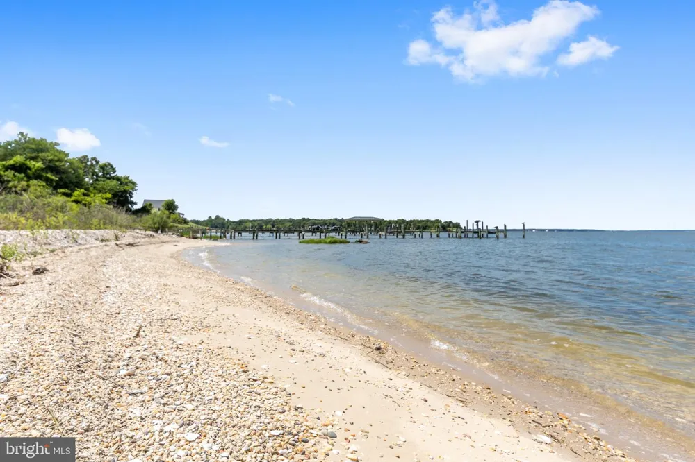 20947 RIDGE ROAD Colonial Beach, VA 22443
