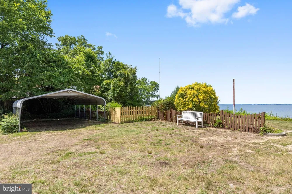 20947 RIDGE ROAD Colonial Beach, VA 22443