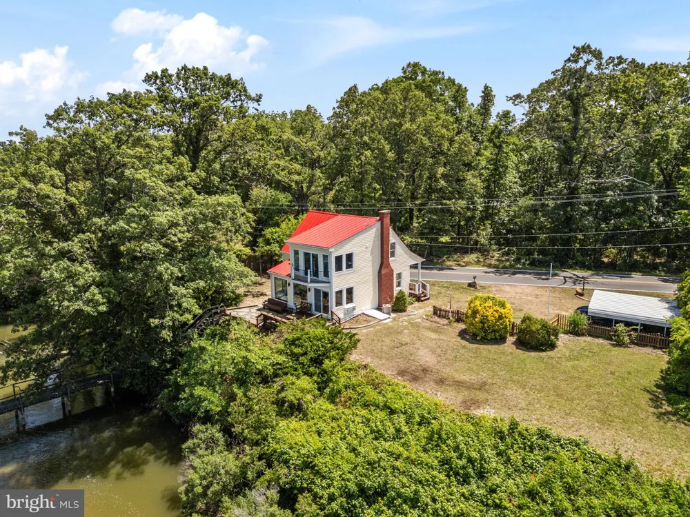 20947 RIDGE ROAD Colonial Beach, VA 22443