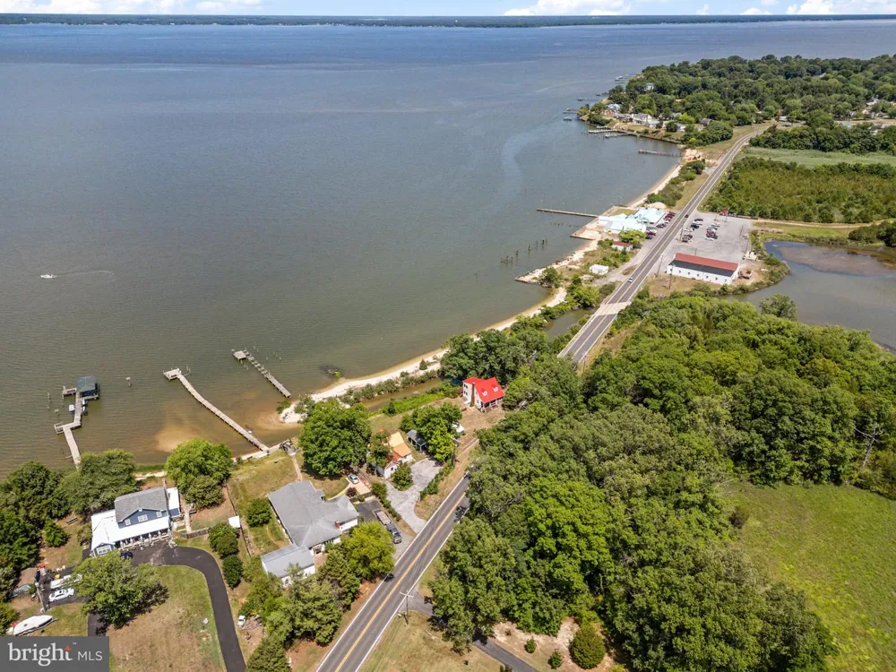 20947 RIDGE ROAD Colonial Beach, VA 22443