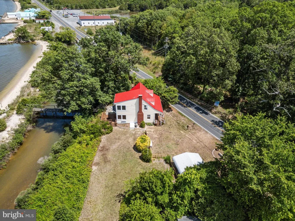 20947 RIDGE ROAD Colonial Beach, VA 22443
