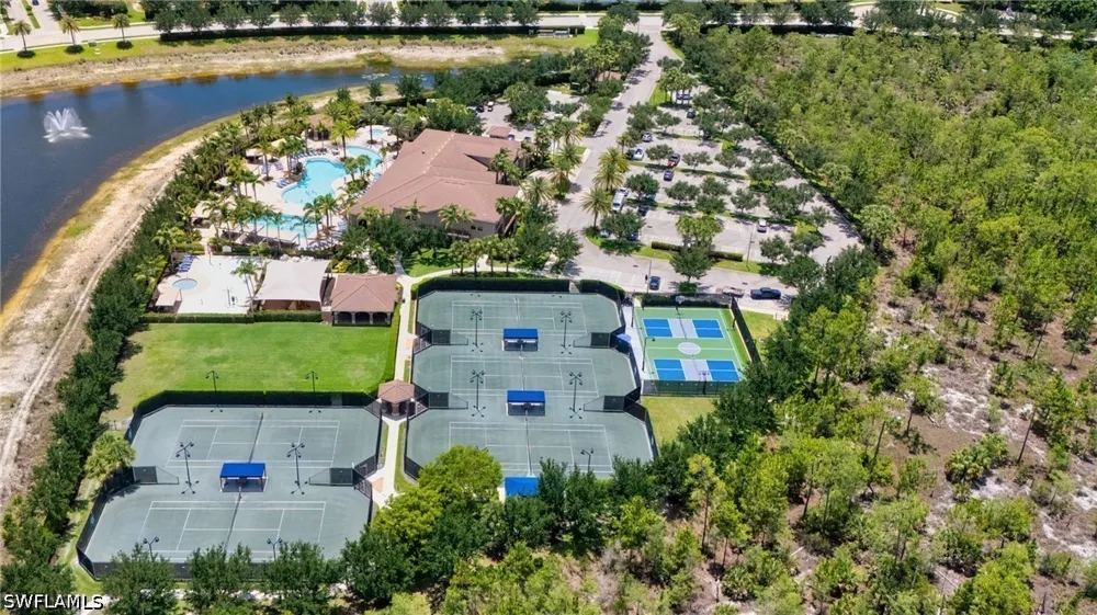 Cinnamon Bay Circle Naples, FL 34119