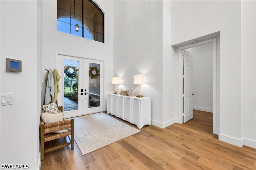 Cinnamon Bay Circle Naples, FL 34119