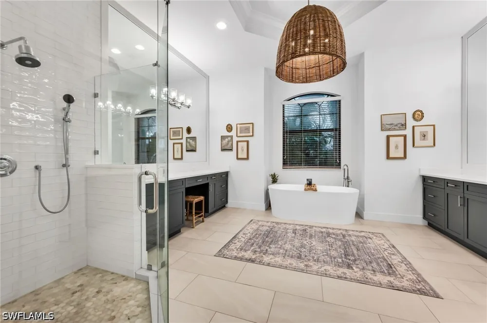 Cinnamon Bay Circle Naples, FL 34119