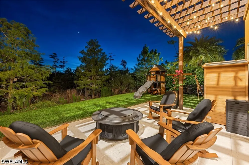 Cinnamon Bay Circle Naples, FL 34119