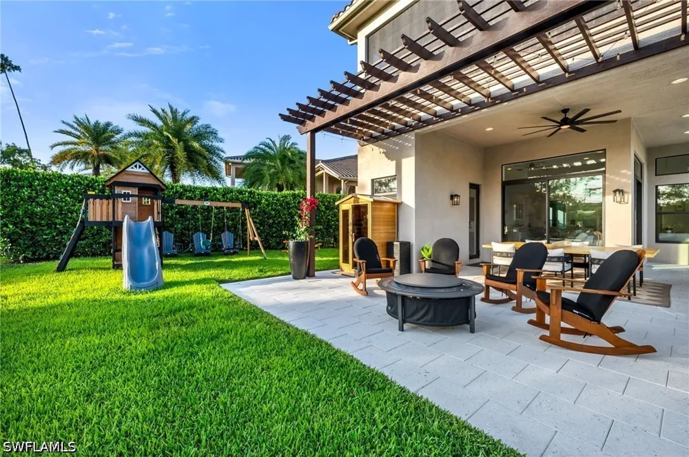 Cinnamon Bay Circle Naples, FL 34119