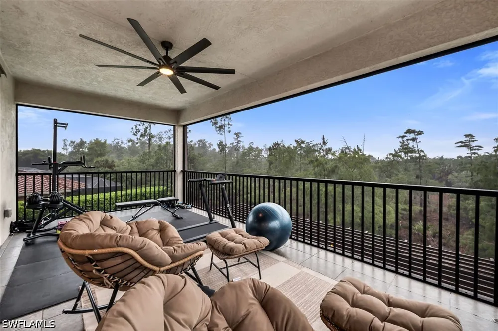 Cinnamon Bay Circle Naples, FL 34119