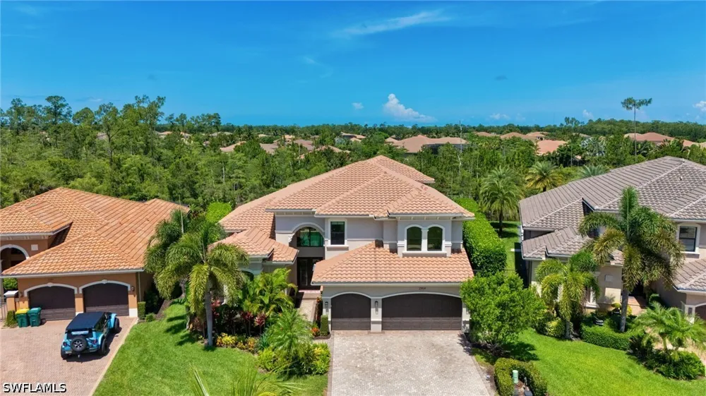 Cinnamon Bay Circle Naples, FL 34119