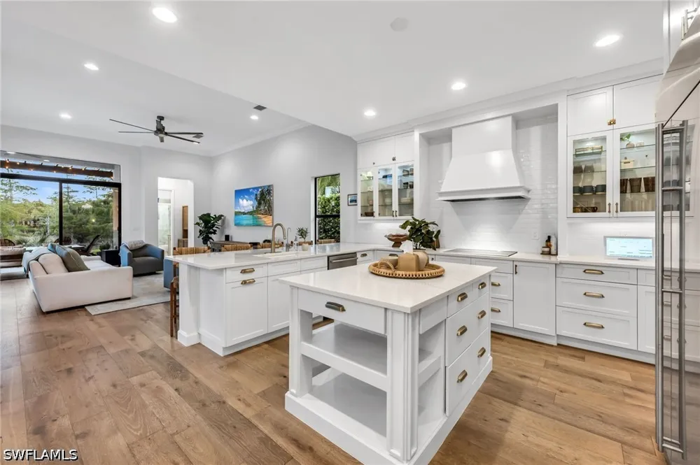 Cinnamon Bay Circle Naples, FL 34119