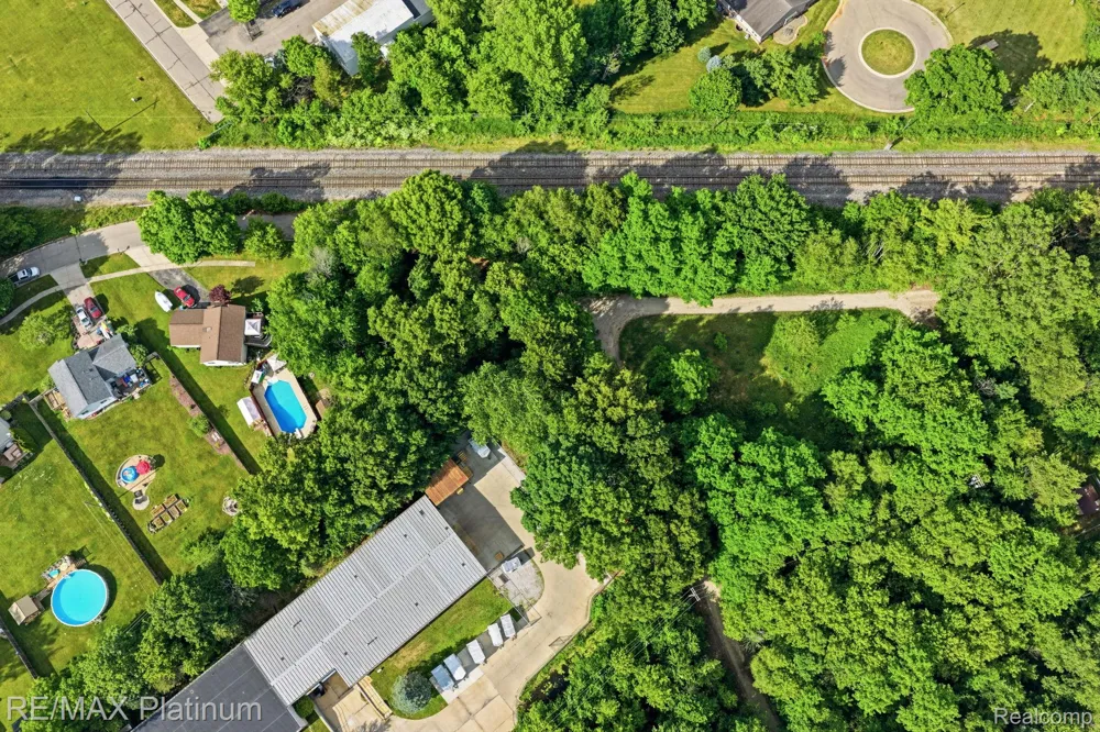 Henry Street Howell City, MI 48843