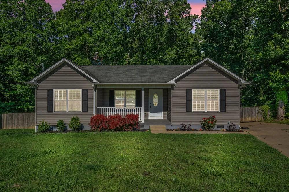 306 Twilight Ct White Bluff, TN 37187