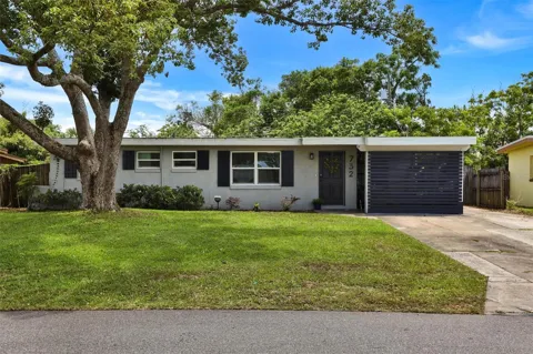 732 LOGAN DRIVE