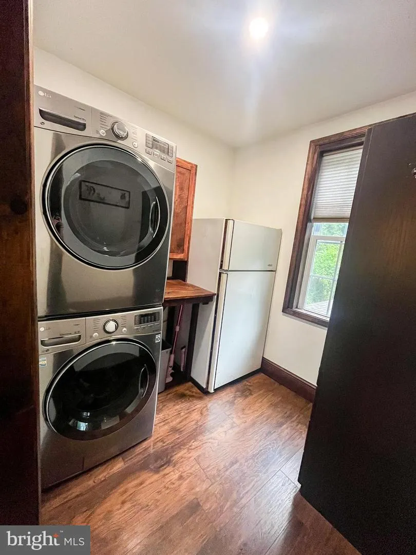5309 LEHNENBERG ROAD Kintnersville, PA 18930
