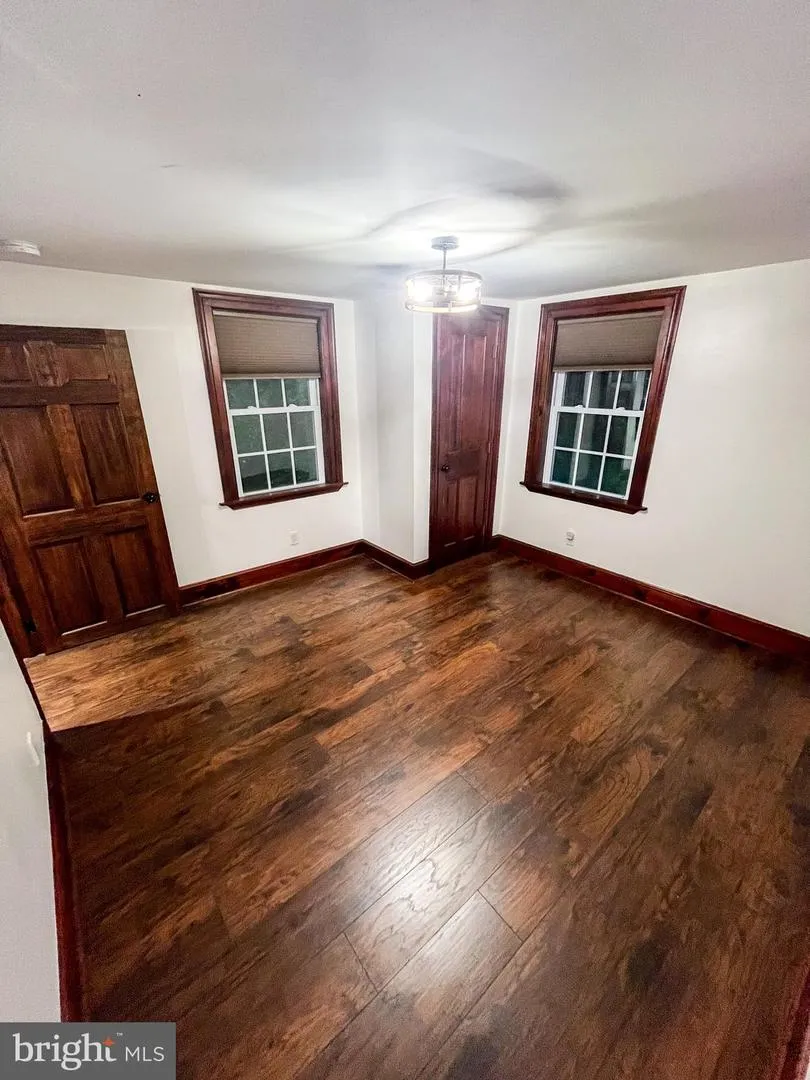 5309 LEHNENBERG ROAD Kintnersville, PA 18930