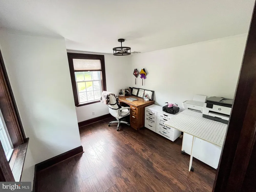 5309 LEHNENBERG ROAD Kintnersville, PA 18930