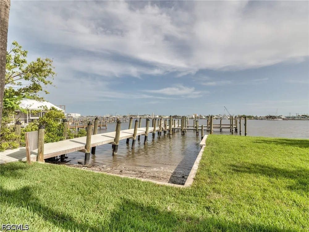 Delmar Avenue Fort Myers Beach, FL 33931