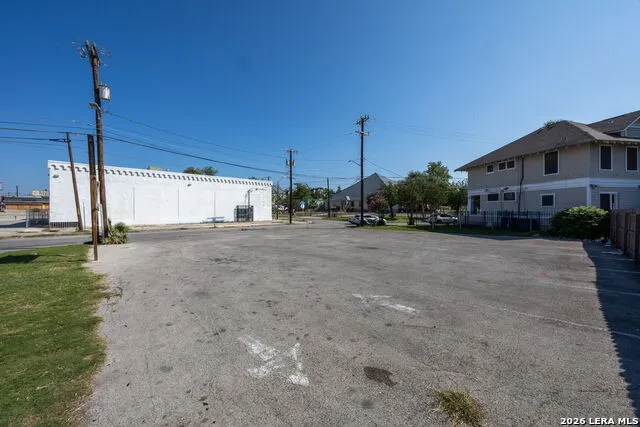302 W Euclid San Antonio, TX 78212