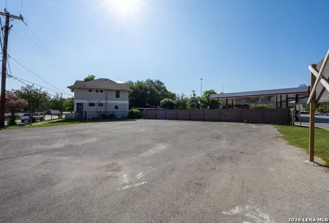 302 W Euclid San Antonio, TX 78212