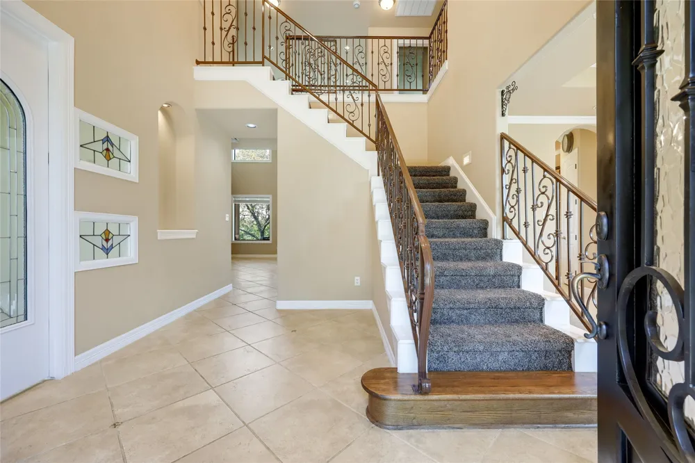 18007 Crystal Cove Jonestown, TX 78645