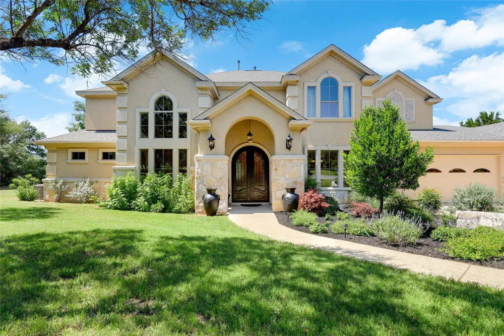 18007 Crystal Cove Jonestown, TX 78645